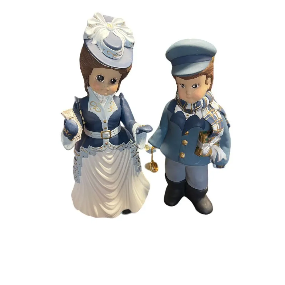 Vintage Victorian Style Porcelain Figurine‎ Set - Lady and Gentleman @J